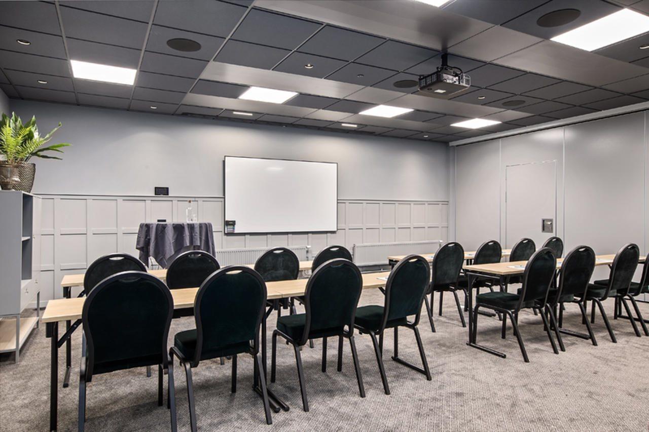 Elite Knaust Hotell