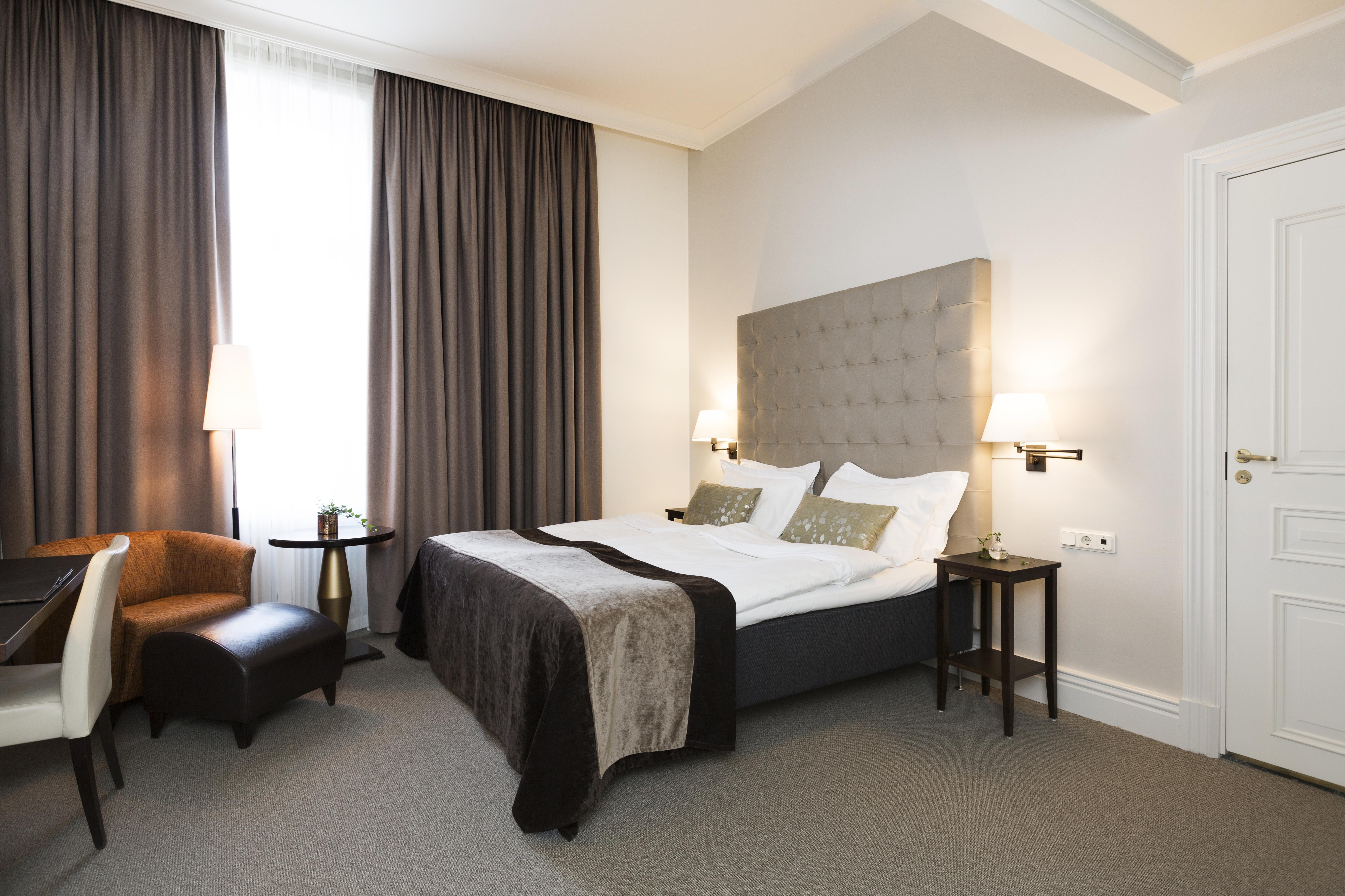 Elite Knaust Hotell