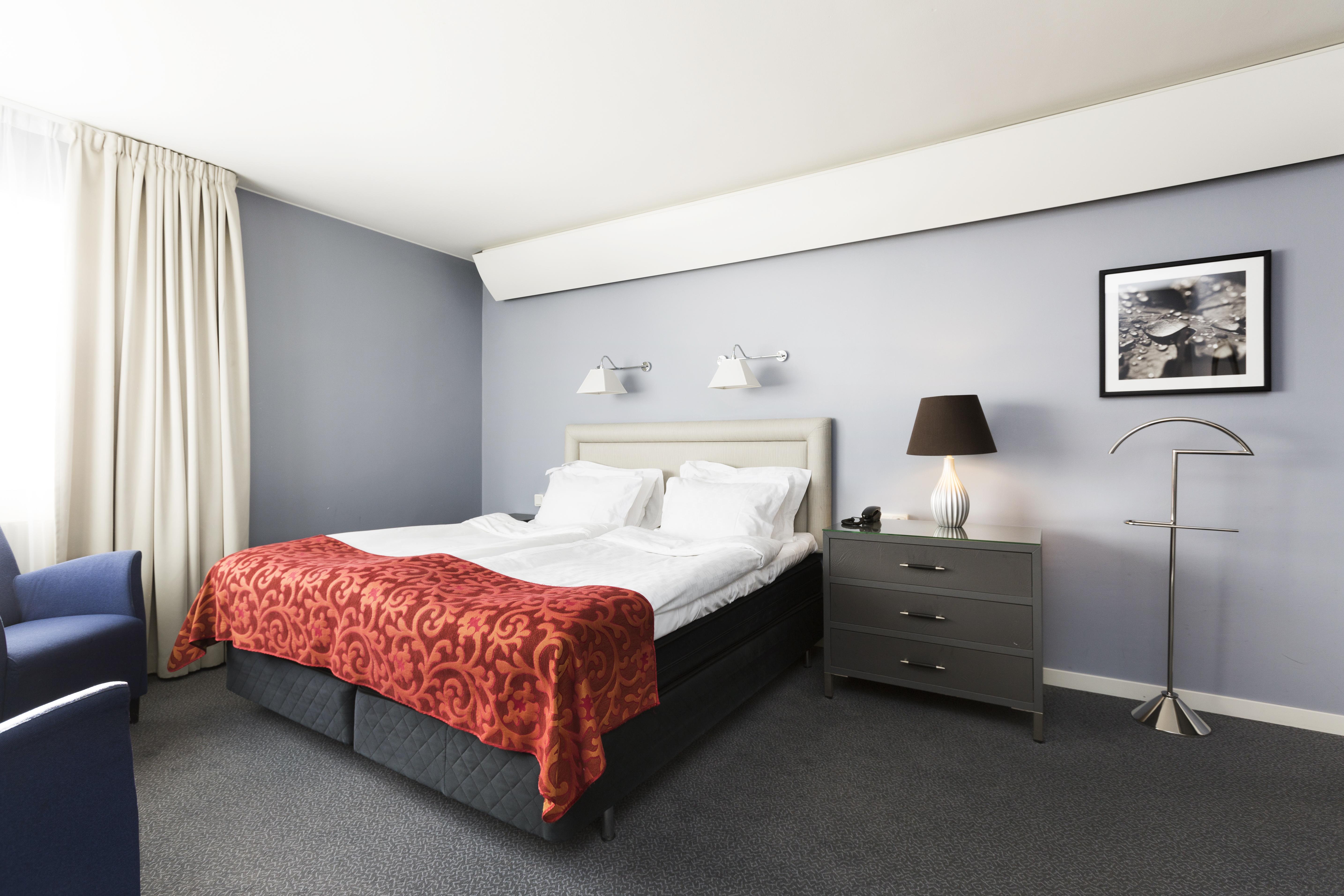 Elite Knaust Hotell